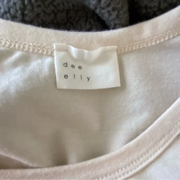 Vici Women’s Scoop neck Top - Picture 9 of 11